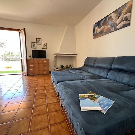 Private Apartment With Garden Cannigione Εξωτερικό φωτογραφία