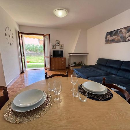 Private Apartment With Garden Cannigione Εξωτερικό φωτογραφία